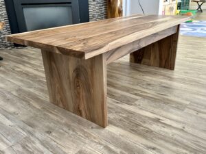 English coffee table (1)